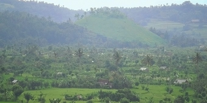 Slider-AreaBukit-ViewFromRoad-HighSpace